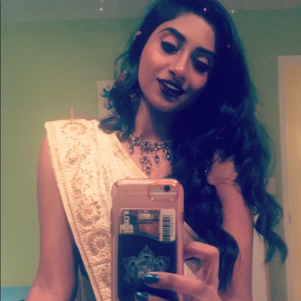 Meet your Posher, Vedika